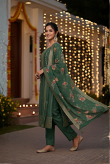 Emerald Elegance Kurta Set with Floral Dupatta