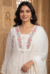 Serene Embroidered White Kurta Set